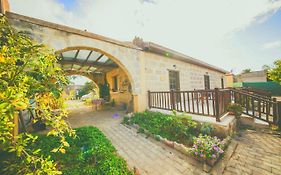Castle Karpasia Guest House Authentic Atmosphere !