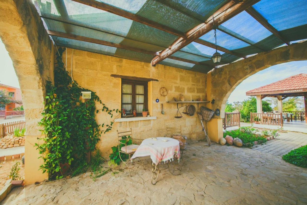 Castle Karpasia Guest House Authentic Atmosphere ! Rizokarpaso Exterior photo