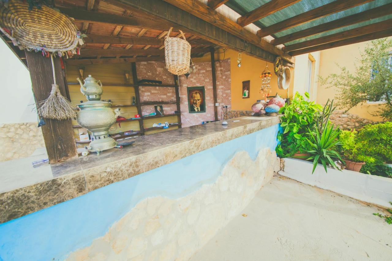 Castle Karpasia Guest House Authentic Atmosphere ! Rizokarpaso Exterior photo